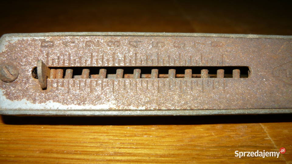 Waga sprężynowa hakowa domowa kuchenna stara Sokółka