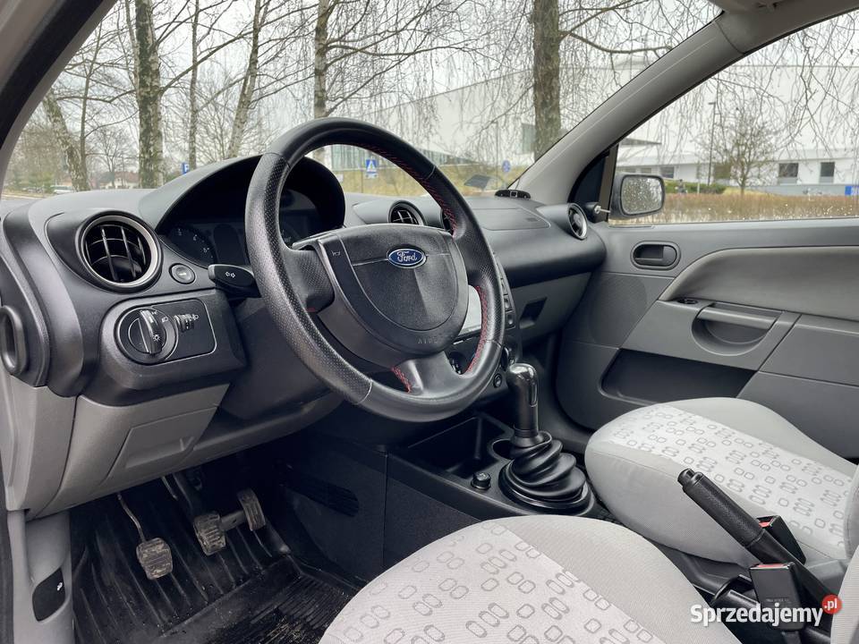 ŚlicznyZadbanyFordFiestaMK62003r14Diesel5DrzwiCar regulowane zawieszenie Zduńska Wola