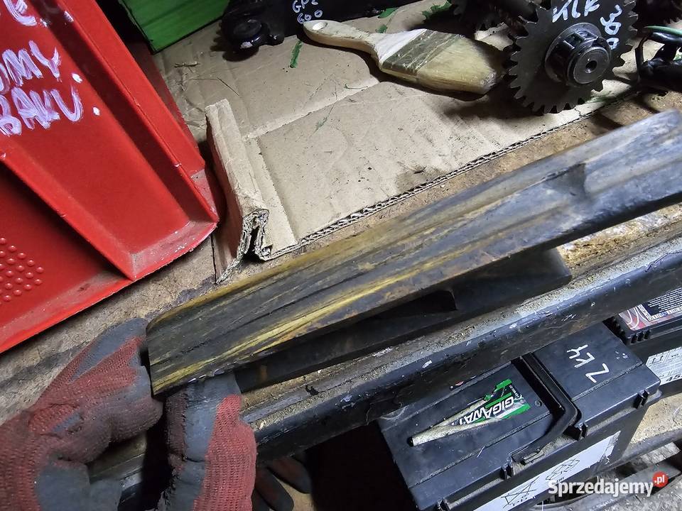 Yamaha DT 80 lc2 ślizg łańcucha wahacza DT80