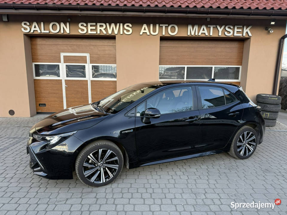 Toyota Corolla 20 Hybrid Kamera Navi CarPlay asystent pasa ruchu Orzech