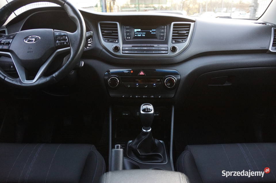 Hyundai Tucson 16 Benzyna 132 Klima Grzana radio Nowy Sącz