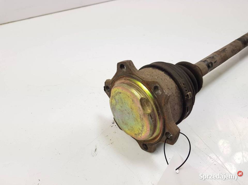 PÓŁOŚ LEWA PRZÓD AUDI A4 B5 Lipno