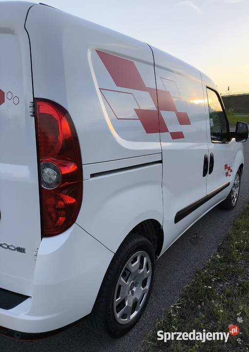 Opel Combo Doblo 2017r 76