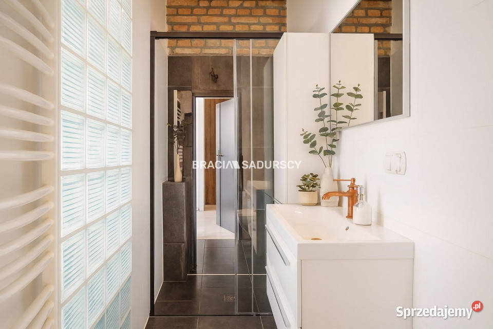 sprzedaży mieszkania Kraków 3382m2 2 pokoje