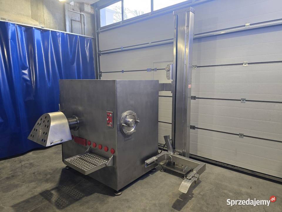 Wilk Laska WW 160 1 z załadunkiem produkcja