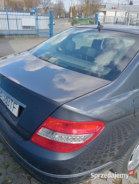 Sprzedam Mercedesa C200535 296639 Motoryzacja