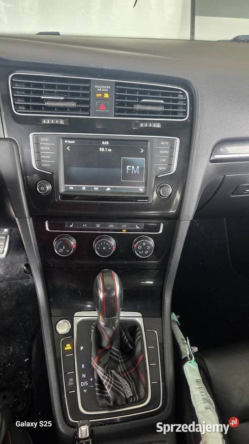 VW Golf VII GTI 2016 bixenon skóry szyberdach Busko-Zdrój