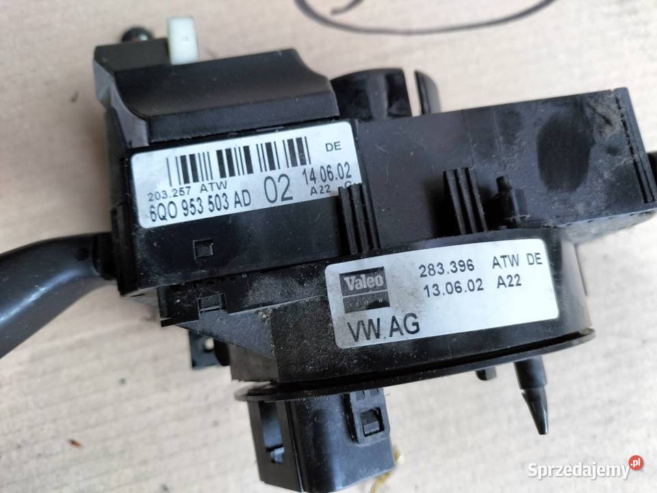 VW POLO MK4 9N 12 TAŚMA MANETKA PRZEŁĄCZNIK Panele sterowania, przełączniki Kamień-Kolonia
