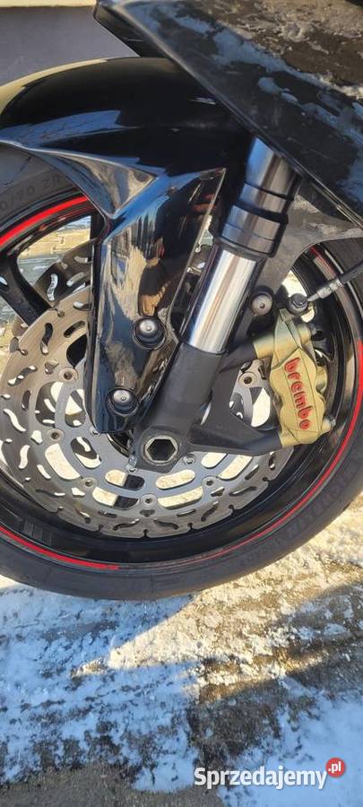 Suzuki GSXR 1000 L2 Nie R1 1000RR czarny Suzuki Maków Mazowiecki