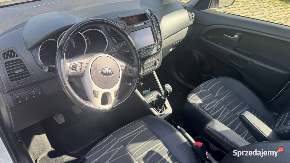 Kia Venga 16 Crdi 2015r 124000 przebiegu nieuszkodzony Ostrów Wielkopolski