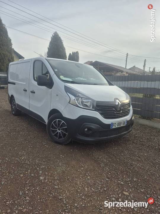 Renault Trafik NowyNaviPDC nieuszkodzony