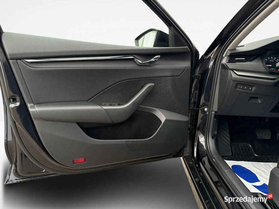 koda Octavia 20 TDI DSG150 Ambition Salon FVat światła LED Warszawa