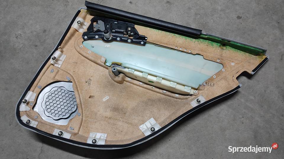 BOCZEK DRZWI LEWY TYŁ MERCEDES C W 203 SEDAN Wrocław