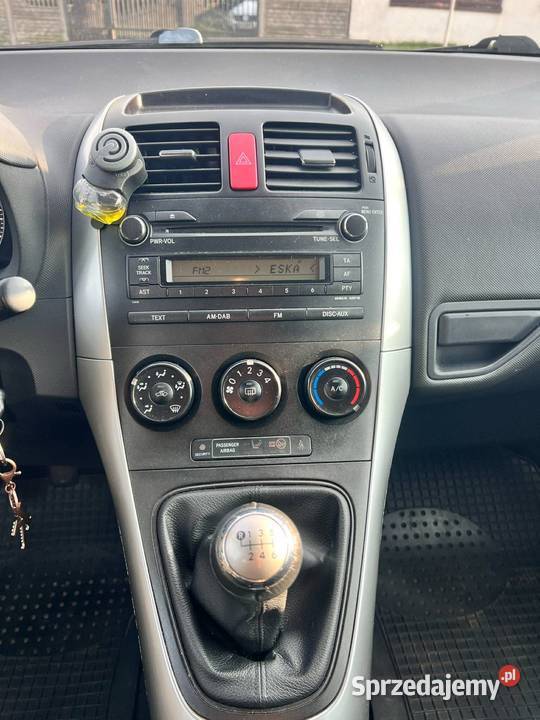 Toyota Auris 101KM Zgierz sprzedam