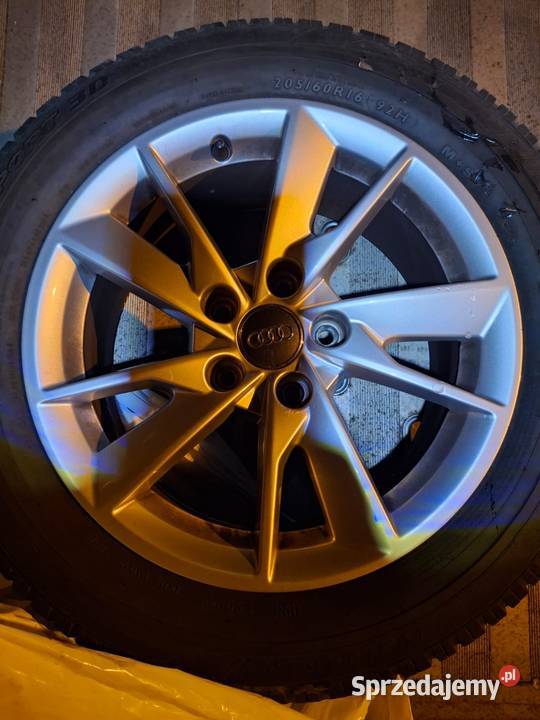 Komplet kół oryginalnych Audi A4B9 2056015