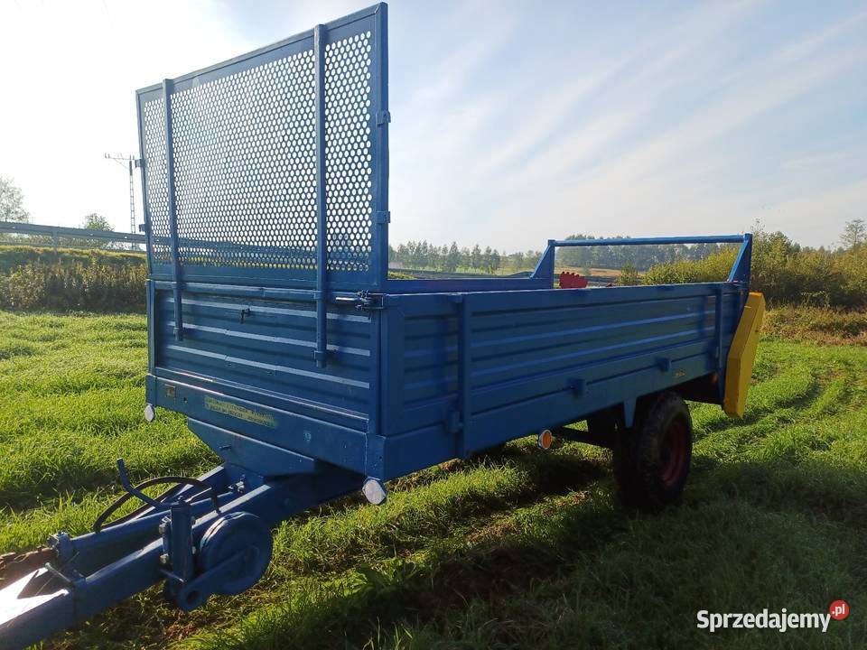 Sprzwdam rozrzutnik obornika Uszew