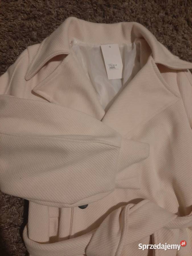 Sprzedam PŁASZCZ DAMSKI może być ślubny Bez wzoru podkarpackie Krosno sprzedam