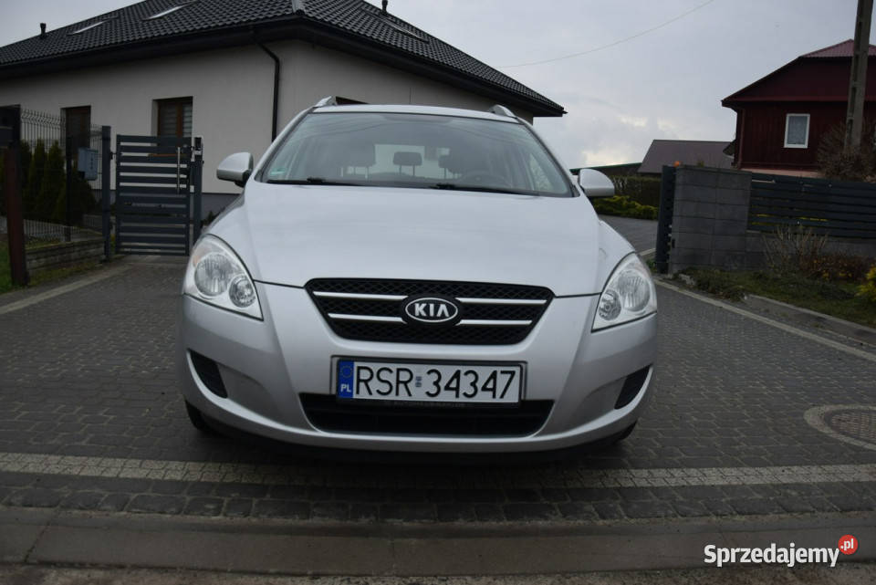 Kia Ceed 16B Klima Bez korozji Ładny Stan I srebrny Majdan Sieniawski