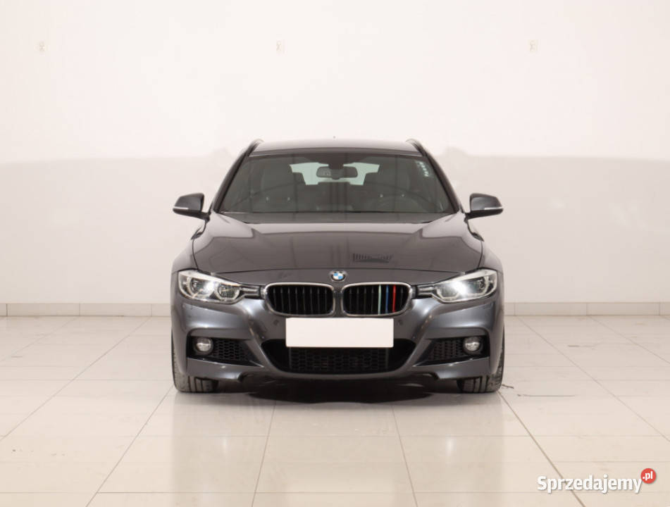 BMW 3 318 i isofix