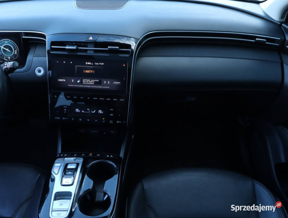Hyundai Tucson 16 TGDI PHEV czujnik parkowania Piaseczno