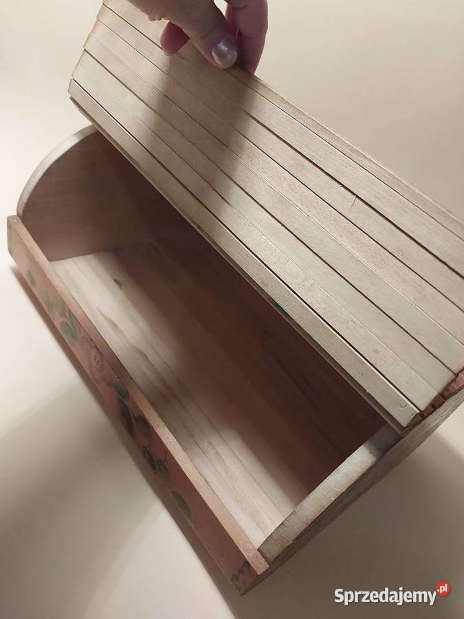 Chlebak lata 60 recznie zdobiony