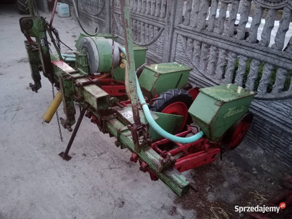 Siewnik do kukurydzy Staszów sprzedam