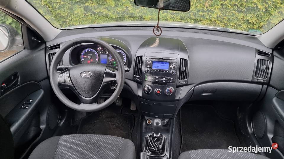 14 benzyna 114800 109KM i30 Żytniów