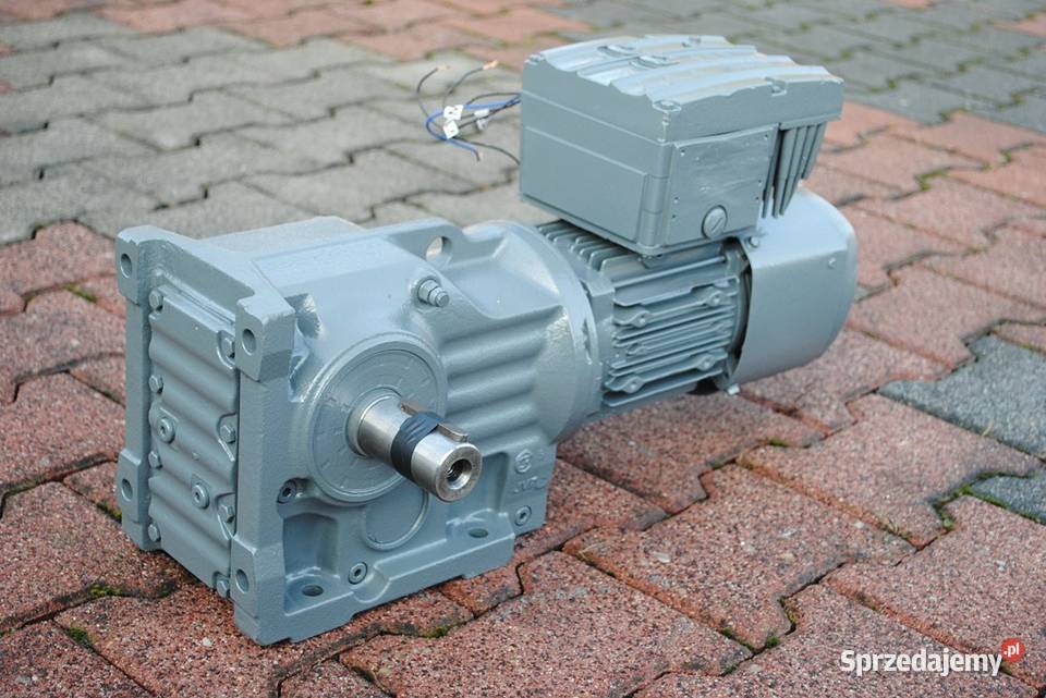 Motoreduktor 0075 075kw 2323obr FALOWNIK Sew z Kargowa sprzedam