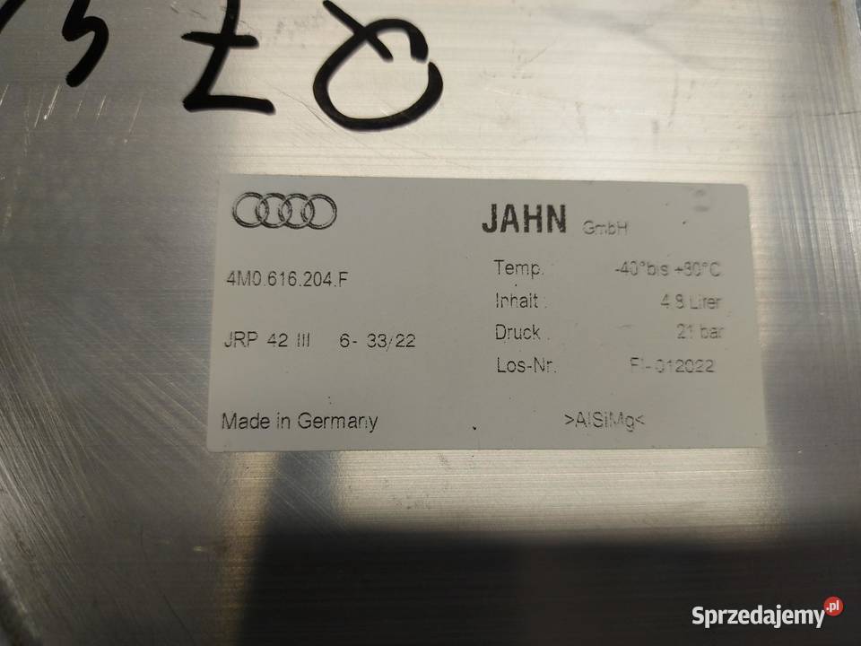 Audi Q7 II LIFT 4M0 zbiornik powietrza prawy