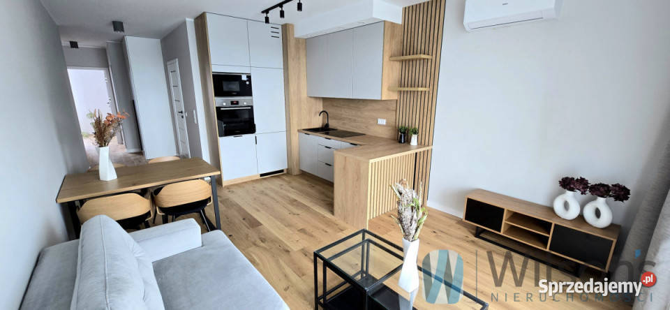 Mieszkanie 605m 3 pokoje Warszawa Aleje pustak