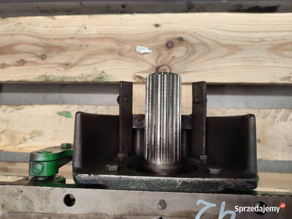 Łącznik przedniego napędu John Deere 6810 Wilkowo