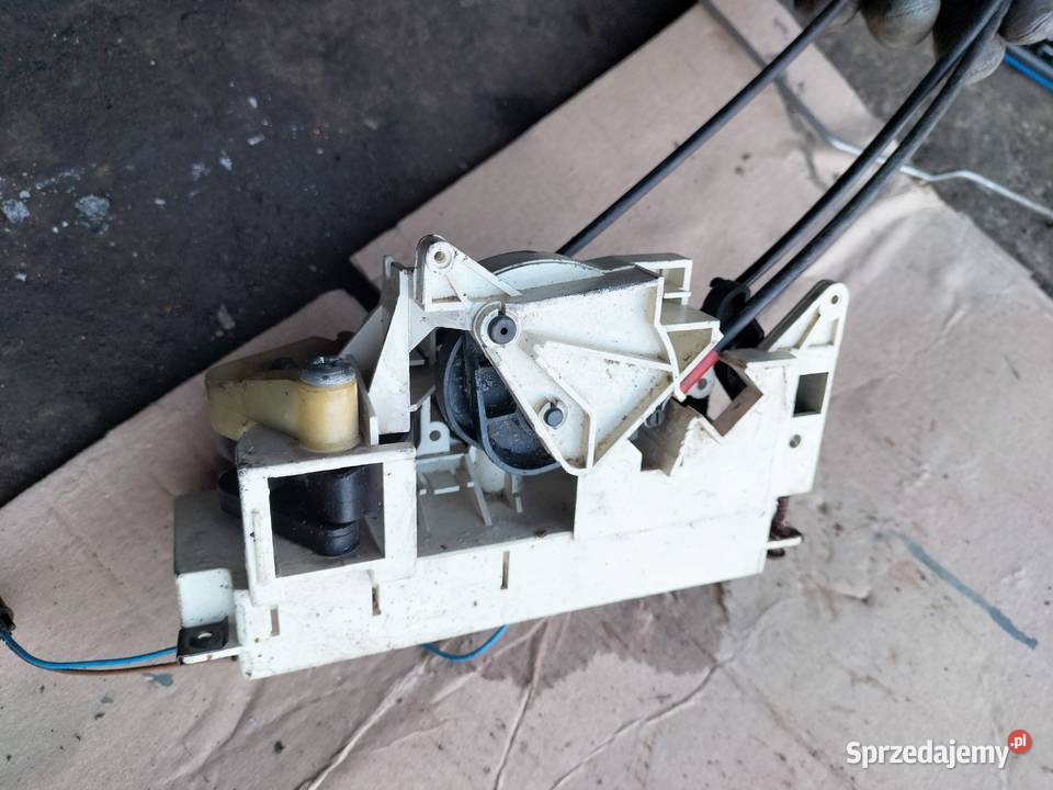 AUDI 80 B3 B4 PANEL NAWIEWU LINKA LINKI Kamień-Kolonia