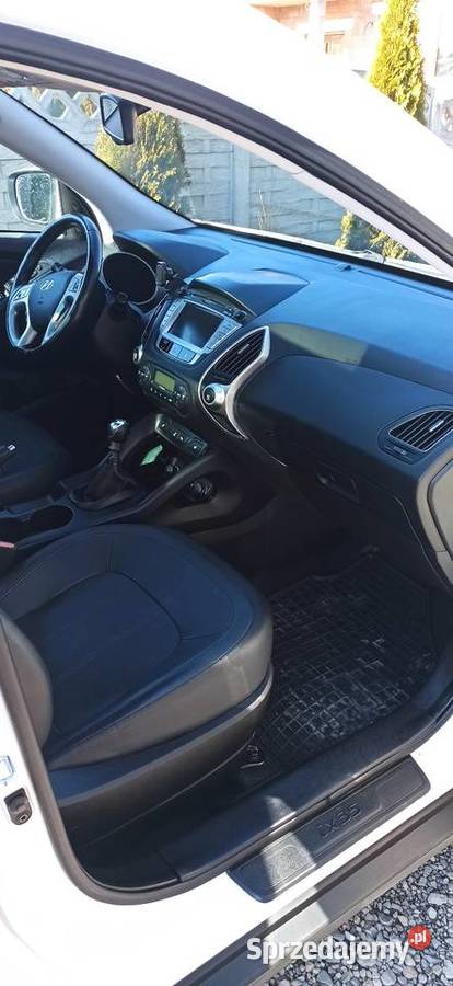 Hyundai Ix35 full premium chrom panorama ix35 Staszów sprzedam