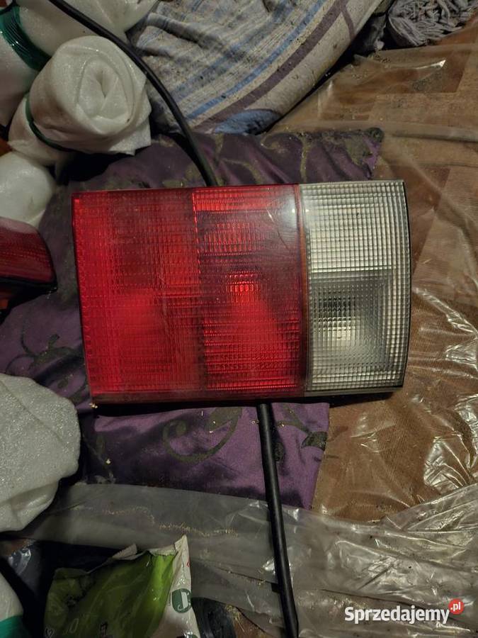Sprzedam lampy tył do AUDI 80 B4 sedan Sadowne - Sprzedajemy.pl