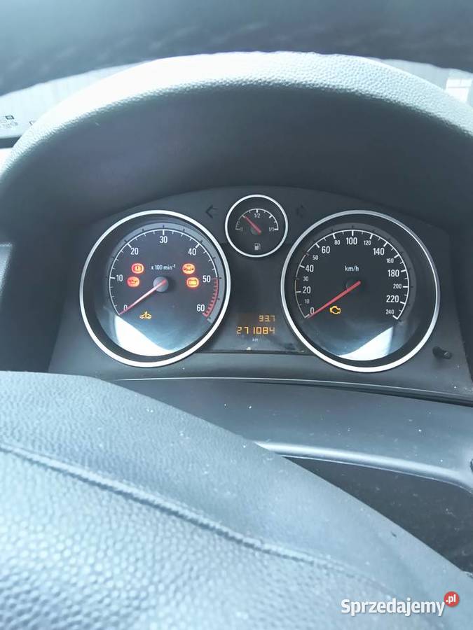 Opel Astra H Kombi Elegance 19 CDTI 120 2005 r Rok produkcji 2005 Koło