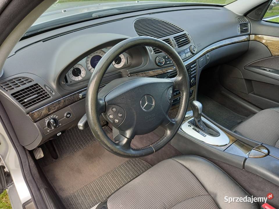 Serwisowany do końca 208000km Klasa E Klasa E łódzkie