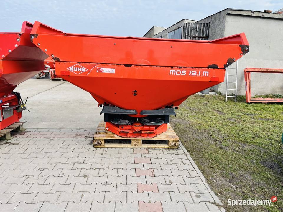 Rozsiewacz nawozów Kuhn Rauch mds 191 mds 1700 l nieuszkodzony sprzedam