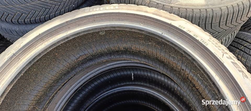OPONY ZIMOWE PIRELLI WINTER SOTTOZERO 3 24540 245