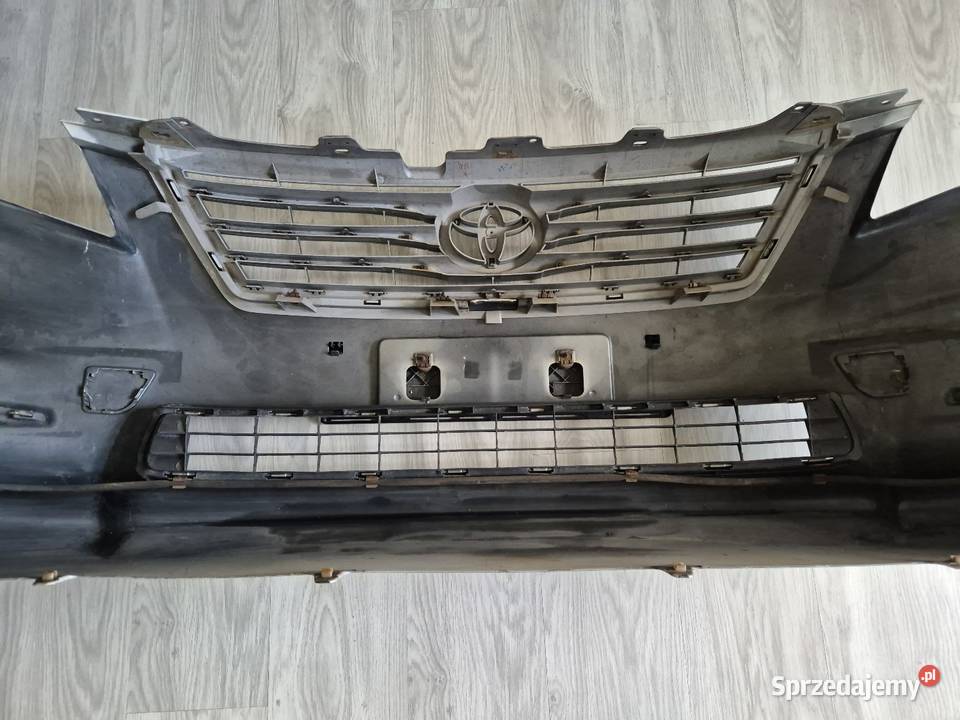 Zderzak przedni Toyota Rav 4 III lift osobowe