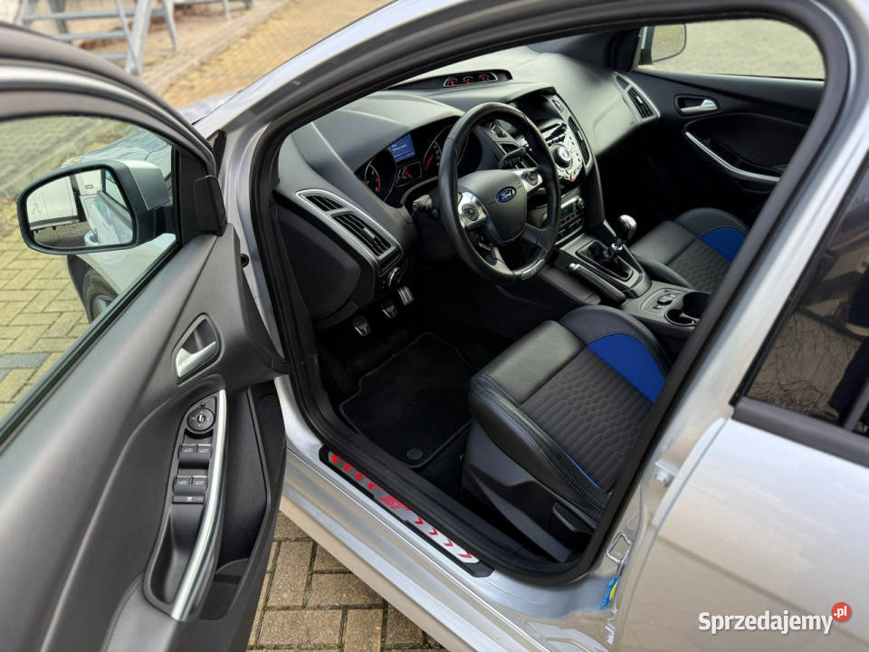 Ford Focus ST 250 Recaro Mk3 20102018 światła przeciwmgielne Tarnowskie Góry