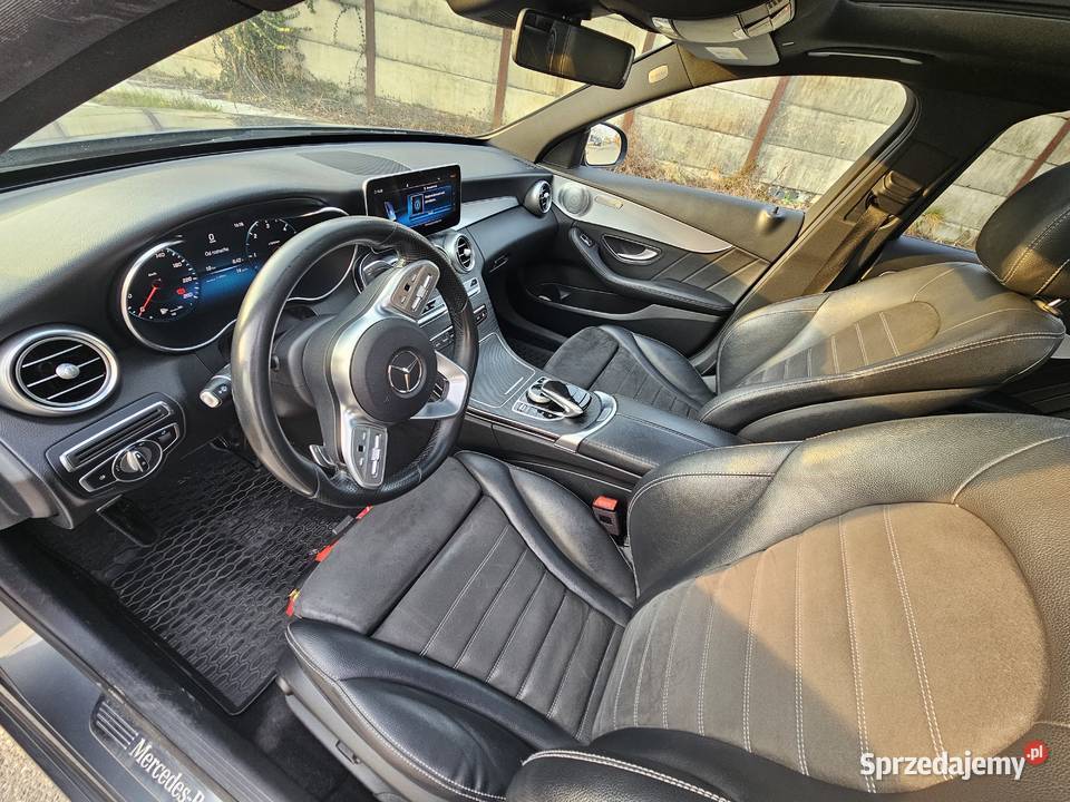 Mercedes C 220d AMG Night Panorama Cikowice