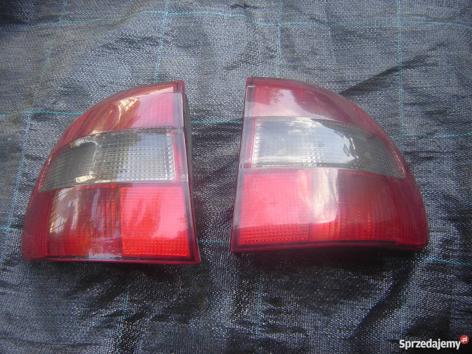 Volvo v40 97r lampa tylna lewa prawa Strzelce Krajeńskie