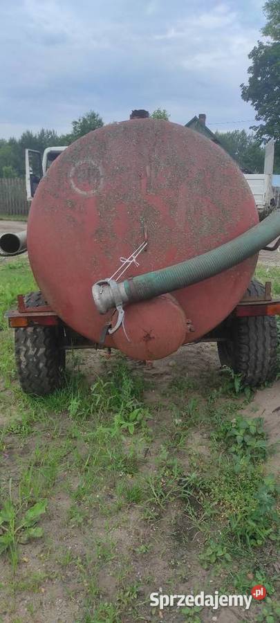 Beczkowóz asenizacyjny ok 2500 l Urle