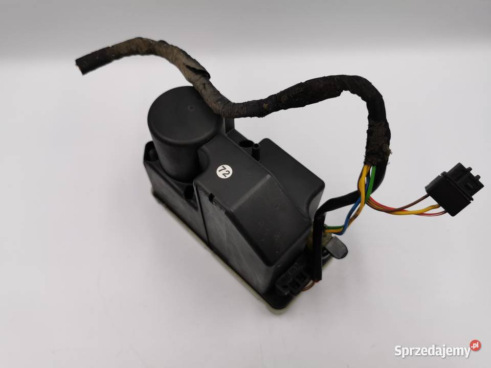 Pompka Centralnego Zamka Mercedes 190 W201 Układ elektryczny Wyszków
