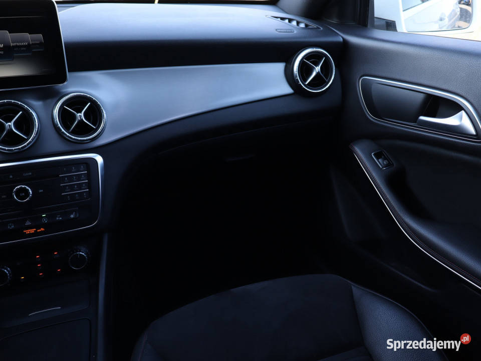 Mercedes CLA 200 światła do jazdy dziennej dolnośląskie Bielany Wrocławskie