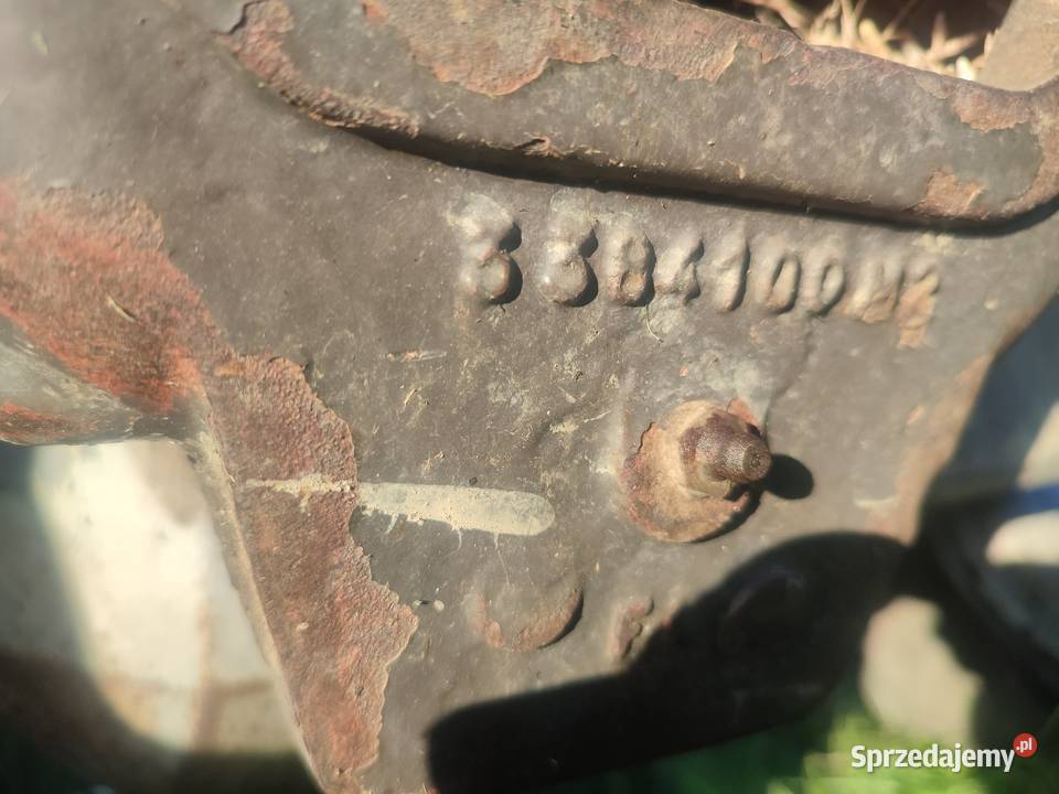 Mocowanie mostu Massey Ferguson 3050 3060 3070 Białystok sprzedam