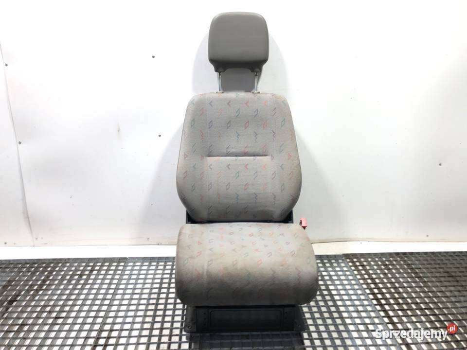 FOTEL PRAWY PRZÓD VW LT 28 35 Bus 9606 SIEDZENIE osobowe