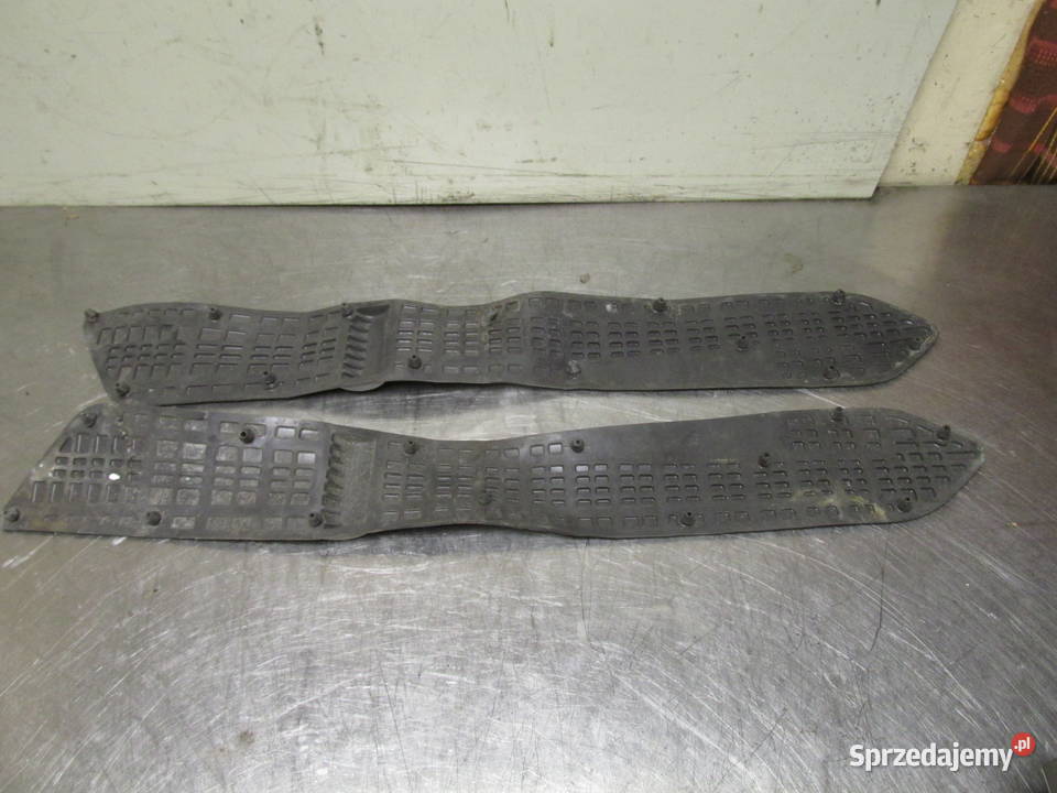 Gumy na podesty Suzuki Burgman 650