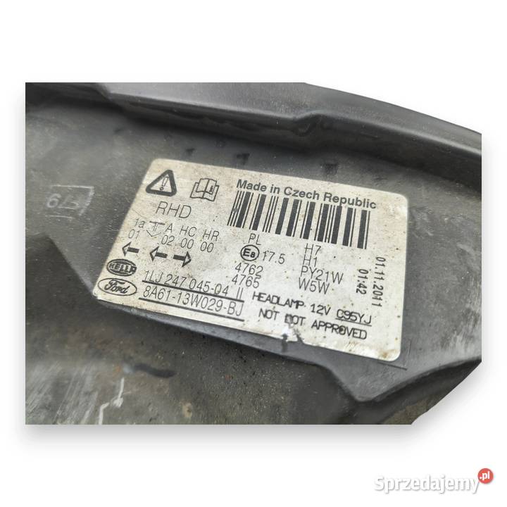 LAMPA PRAWA Ford Fiesta MK7 0817r PRZEDNIA PRAWY lubelskie Chełm