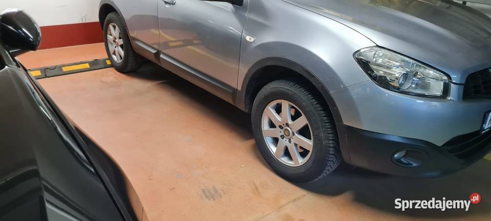 Felgi aluminiowe 16 z oponami zimowymi Nissan